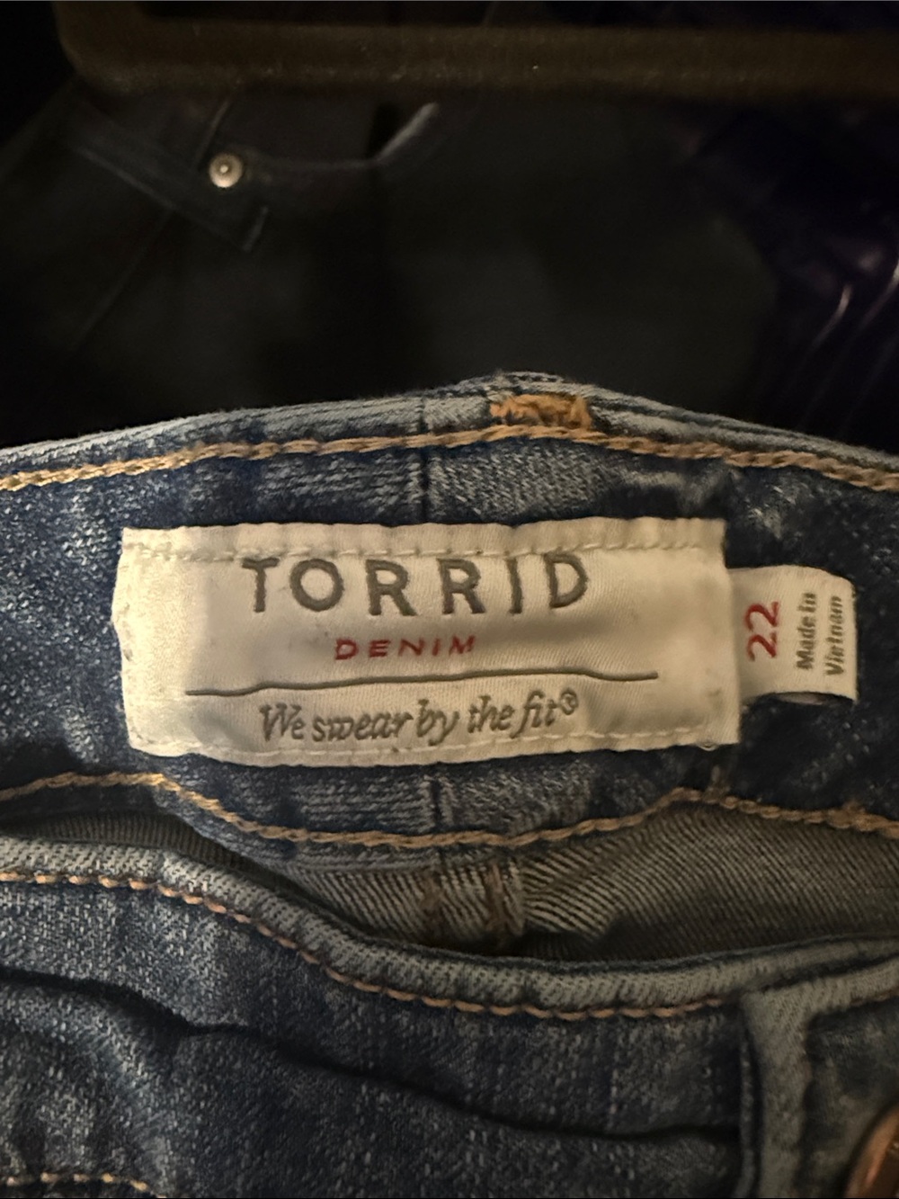 torrid Medium Blue Ankle Skinny Jeans - Picture 3 of 3